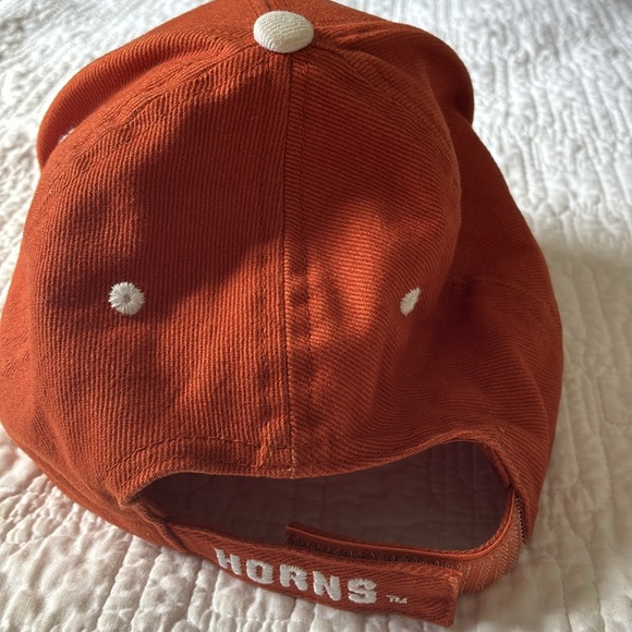 Texas Longhorns hat. - Picture 6 of 6